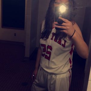 Meet your Posher, Jasmine